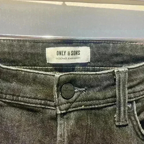 Like  New ONLY & SONS draper life tap jeans - Picture 4 of 14